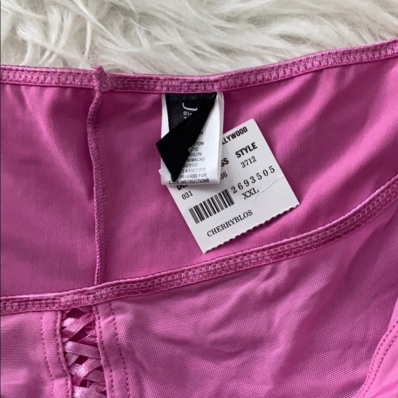 Frederick's of Hollywood Boyshort Size XXL Cherry Blos - Picture 3 of 3